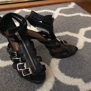 Black Stilettos - 8.5
